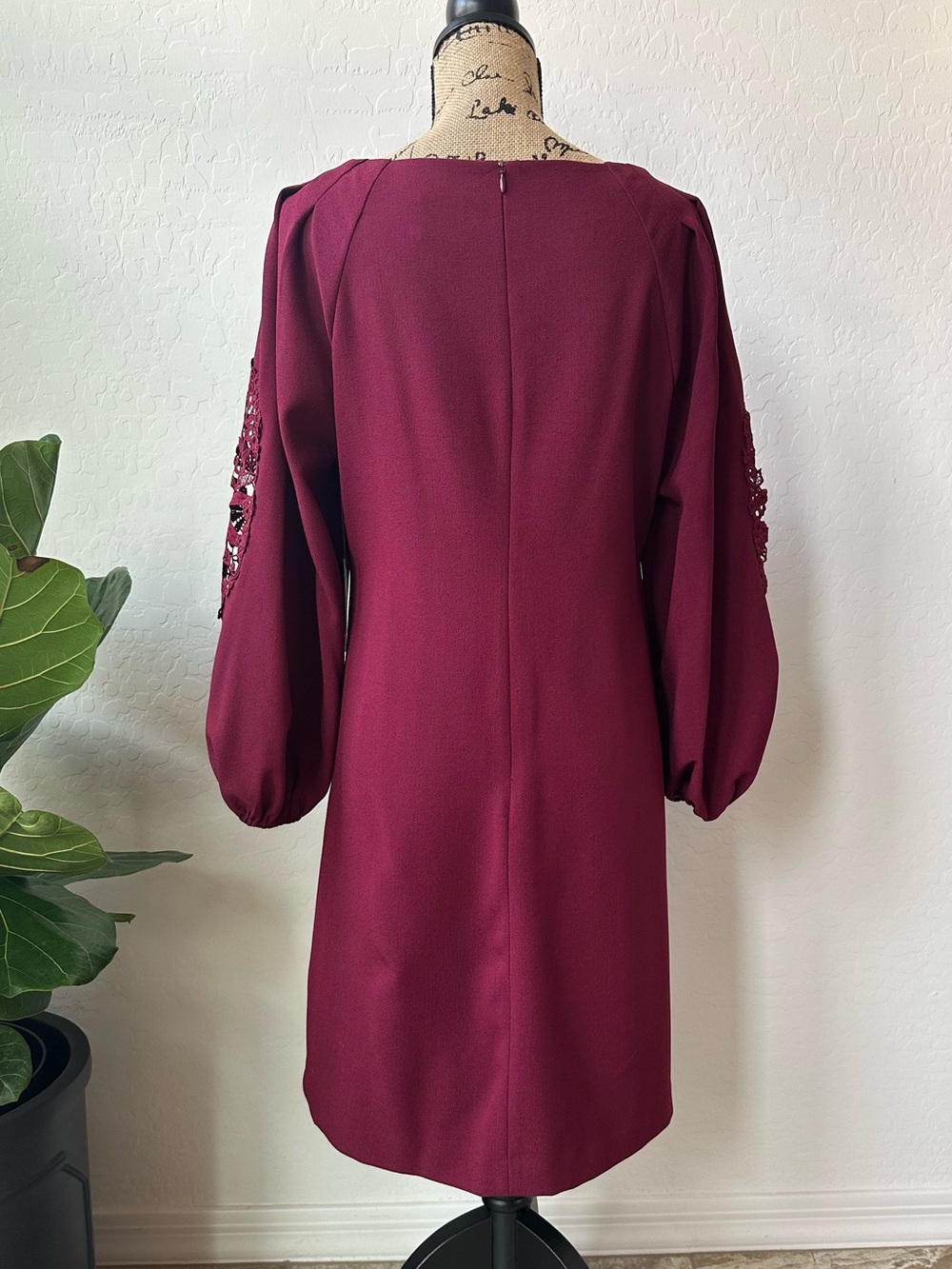 NWT Vince Camuto Wine Women’s Elegant Dress Size 10 - Picture 4 of 9